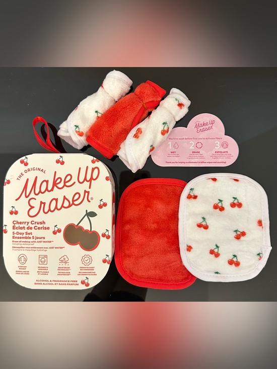 MakeUp Eraser Other - NWT - MakeUp Eraser Cherry Crush 5-Day Reusable Makeup Remover Cloths